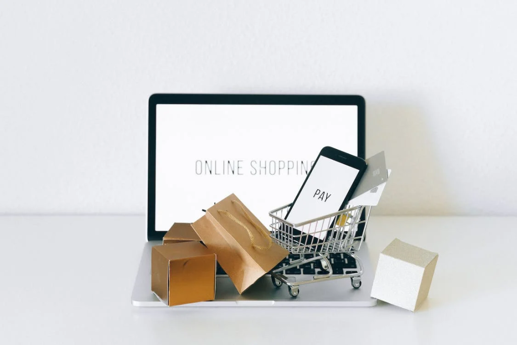 A shopping cart on laptop
